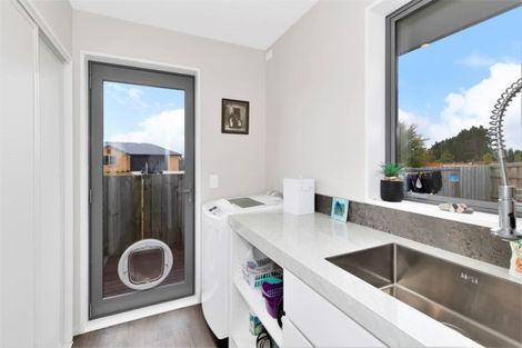 Photo of property in 12 Rosewood Drive, Amberley, 7410