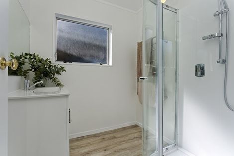 Photo of property in 2/31 Lake Road, Devonport, Auckland, 0624