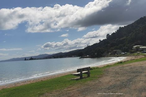 Photo of property in 11 Adams Road, Thornton Bay, Thames, 3575