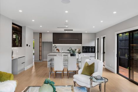 Photo of property in 41 Surf View Crescent, Red Beach, 0932