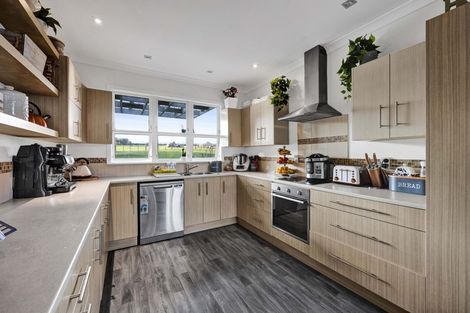 Photo of property in 1812 Opunake Road, Mahoe, Hawera, 4679