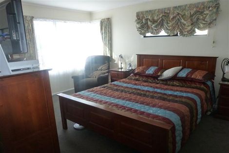 Photo of property in 8 Tolhurst Street, Johnsonville, Wellington, 6037