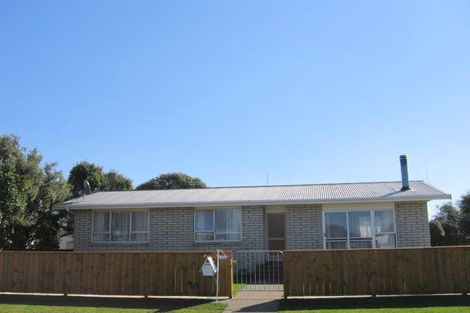 Photo of property in 15 Huntly Street Foxton Horowhenua District