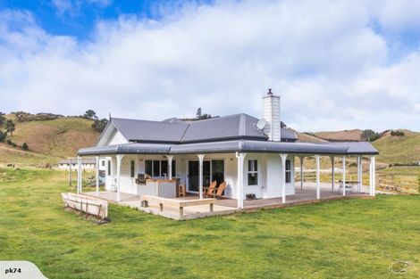 Photo of property in 40 Grant Road, Kinloch, Taupo, 3385