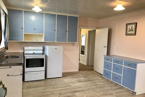 Photo of property in 83 Oxford Street, Tawa, Wellington, 5028