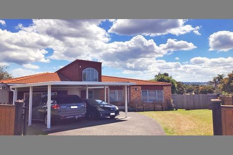 Photo of property in 1 Gala Place, Henderson, Auckland, 0612