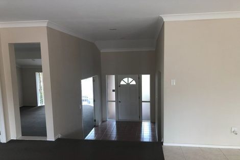 Photo of property in 23 Simon Owen Place, Golflands, Auckland, 2013