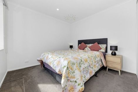 Photo of property in 25 Kapowai Boulevard, Takanini, 2112