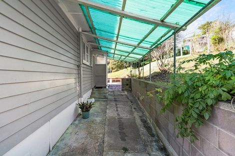 Photo of property in 12 Willow Place, Horahora, Whangarei, 0110