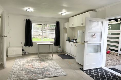 Photo of property in 2/46a Salisbury Road, Birkdale, Auckland, 0626