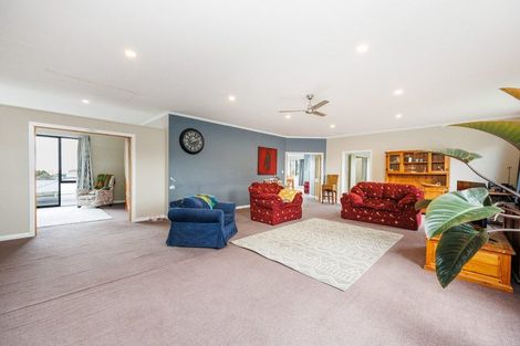 Photo of property in 12a Heatherlea Heights, Feilding, 4702