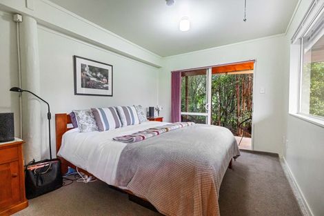 Photo of property in 24 Kaurilands Road, Titirangi, Auckland, 0604