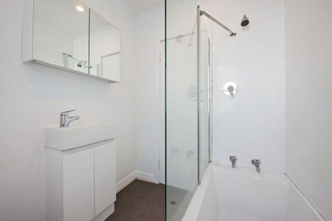 Photo of property in 2 Henry Street, Kilbirnie, Wellington, 6022