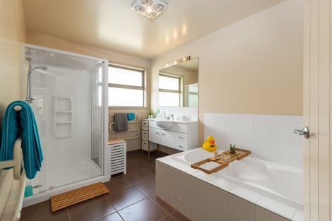 Photo of property in 45 Sylvan Street, Lake Hayes, Queenstown, 9304