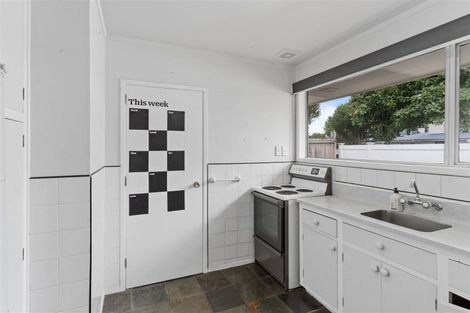 Photo of property in 1/102 Roydvale Avenue, Burnside, Christchurch, 8053