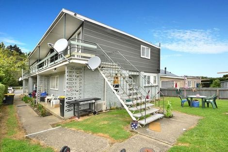 Photo of property in 212 Kaikorai Valley Road, Bradford, Dunedin, 9011