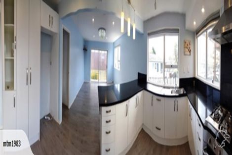 Photo of property in 4 Almay Place, Clover Park, Auckland, 2019