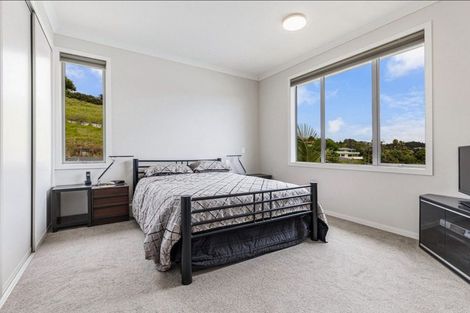 Photo of property in 49 Panorama Heights, Orewa, 0931