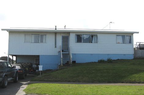 Photo of property in 10 Tainui Street, Castlecliff, Whanganui, 4501