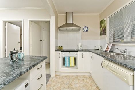 Photo of property in 2/239 Glamorgan Drive, Torbay, Auckland, 0630