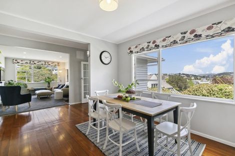 Photo of property in 15 Omar Street, Khandallah, Wellington, 6035