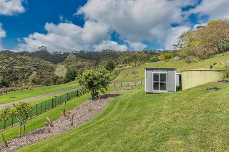 Photo of property in 66 Manuka Grove, Helensville, 0875