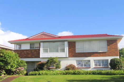 Photo of property in 11 Anich Road, Massey, Auckland, 0614