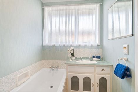 Photo of property in 763 Main North Road, Belfast, Christchurch, 8051