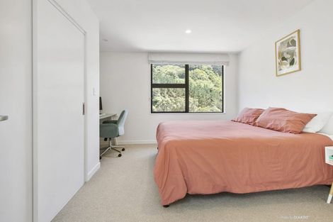 Photo of property in 2 Rua Kai Way, Brooklyn, Wellington, 6021