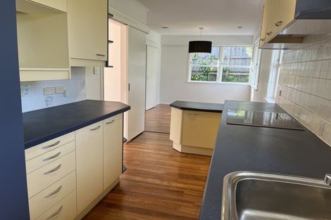 Photo of property in 10a Roseberry Avenue, Birkenhead, Auckland, 0626