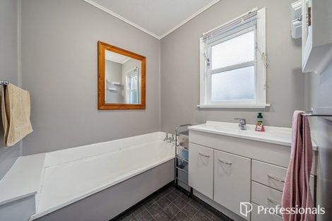 Photo of property in 2 Short Street, Wainuiomata, Lower Hutt, 5014