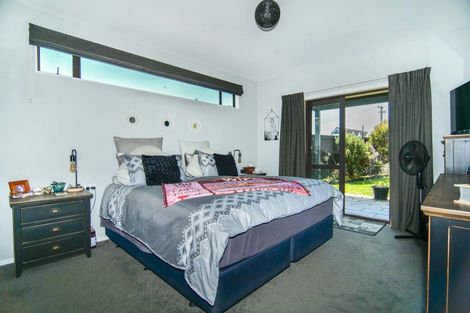 Photo of property in 16 Coates Street, Westport, 7825