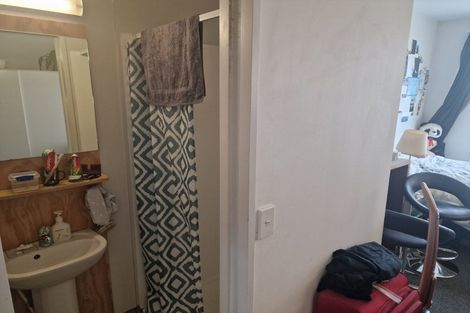 Photo of property in Urbane Apartments, 18/29 Webb Street, Mount Cook, Wellington, 6011