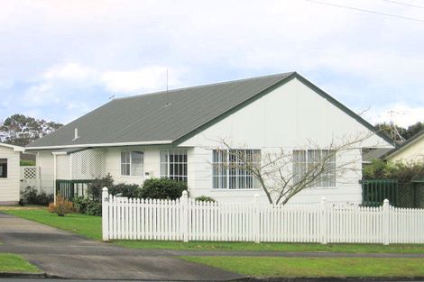 Photo of property in 18 Dixon Road, Fitzroy, Hamilton, 3206