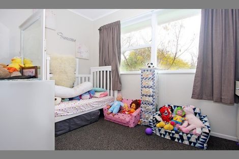 Photo of property in 67 Hobart Crescent, Wattle Downs, Auckland, 2103