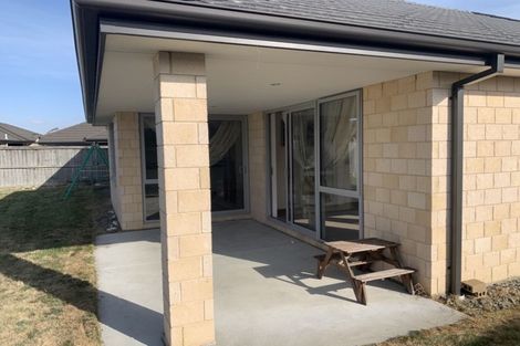 Photo of property in 15 Cognac Drive, Yaldhurst, Christchurch, 8042