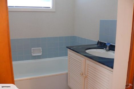 Photo of property in 20 Edgar Pearce Place, Howick, Auckland, 2014