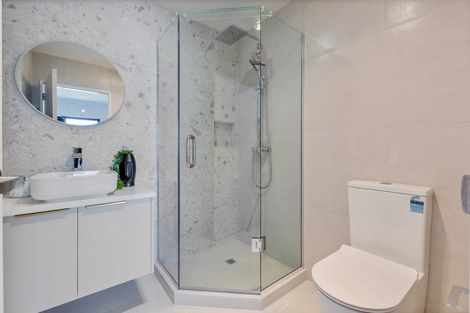 Photo of property in 44c Bruce Road, Glenfield, Auckland, 0629