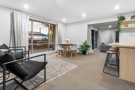 Photo of property in 7 Lake Terrace Road, Burwood, Christchurch, 8061