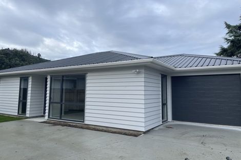 Photo of property in 13a Mckay Street, Wainuiomata, Lower Hutt, 5014