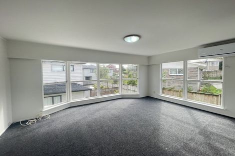 Photo of property in 30 Ramillies Place, Glenfield, Auckland, 0629