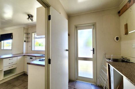 Photo of property in 31 Prince Regent Drive, Half Moon Bay, Auckland, 2012