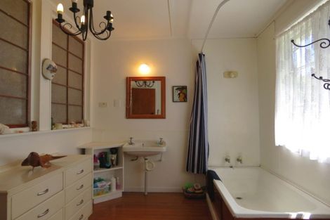 Photo of property in 25b Frederick Street, Coromandel, 3506