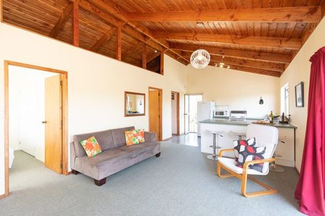 Photo of property in 34 Omaha Drive, Omaha, 0986