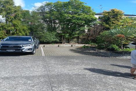 Photo of property in 6/44 Fields Parade, Oteha, Auckland, 0632