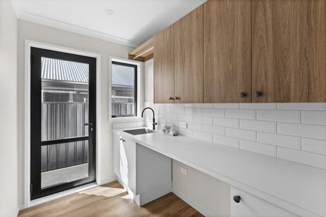 Photo of property in 77 Brookvale Road, Havelock North, 4130