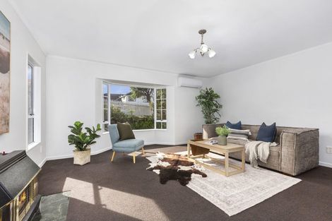 Photo of property in 44 Joseph Banks Drive, Whitby, Porirua, 5024