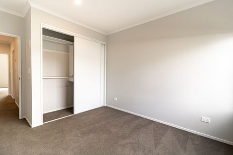 Photo of property in 35 Koura Drive, Red Beach, 0932