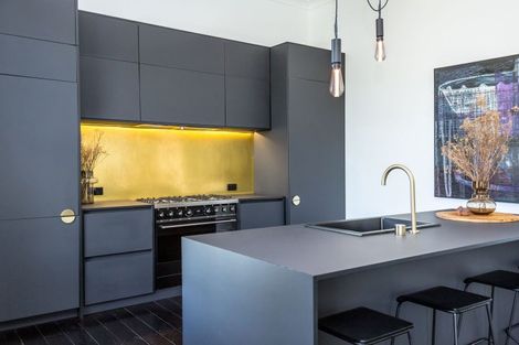 Photo of property in 250 Main Street, Greytown, 5712