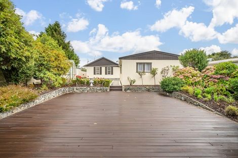 Photo of property in 9 Shaftesbury Grove, Stokes Valley, Lower Hutt, 5019